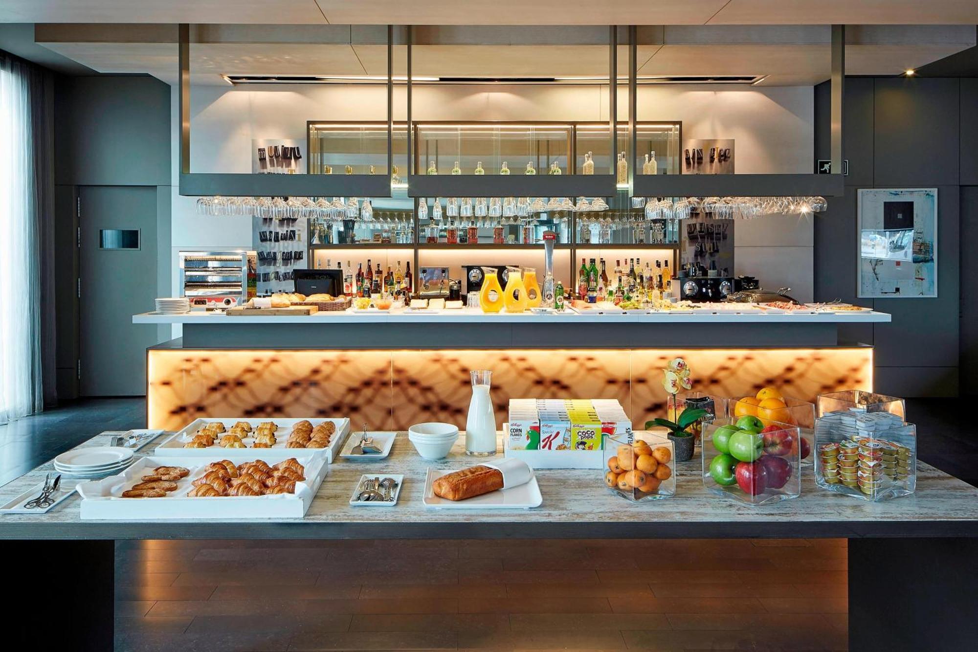 Ac Hotel Sants By Marriott Barcelona Zewnętrze zdjęcie