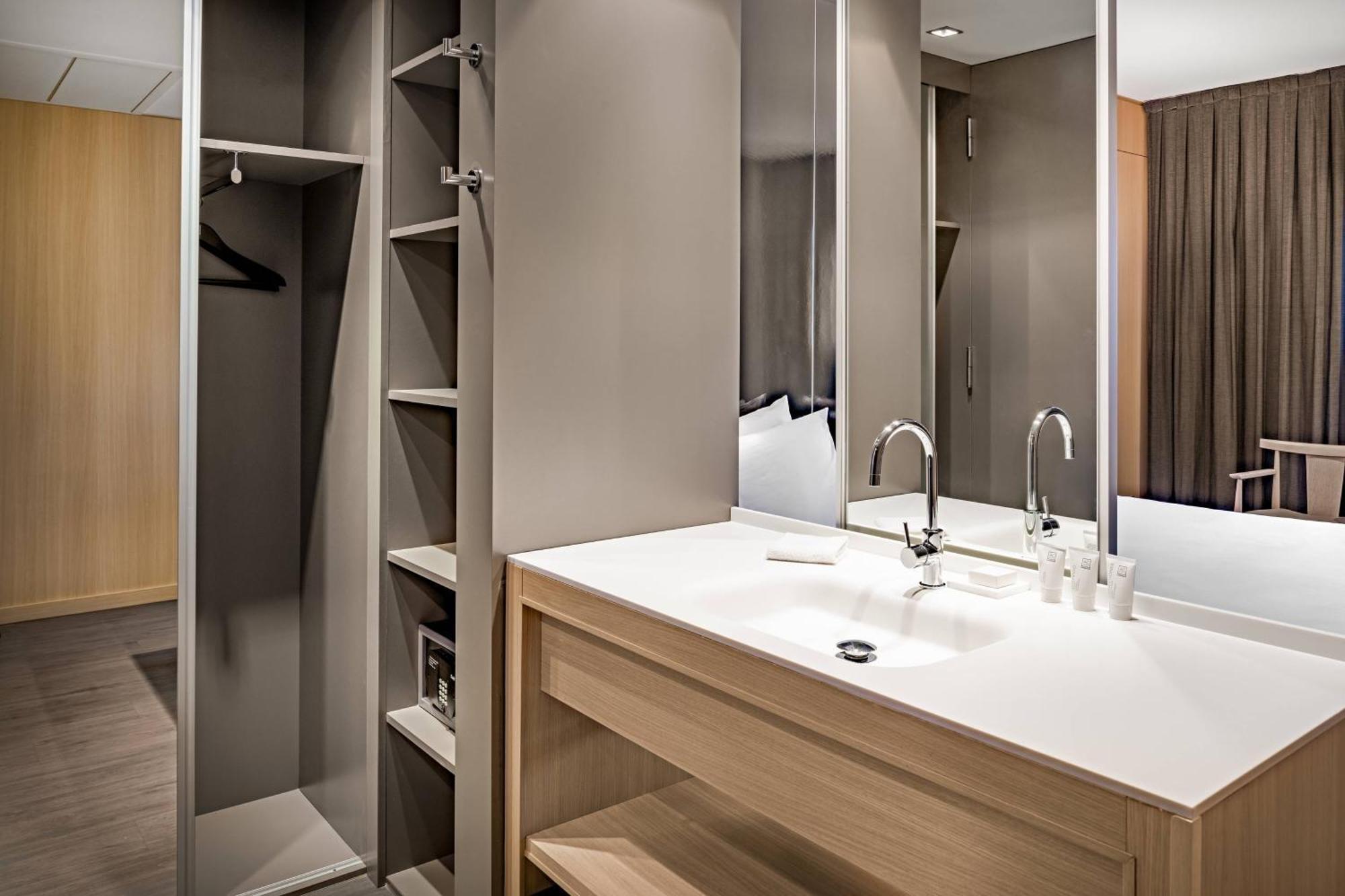 Ac Hotel Sants By Marriott Barcelona Zewnętrze zdjęcie