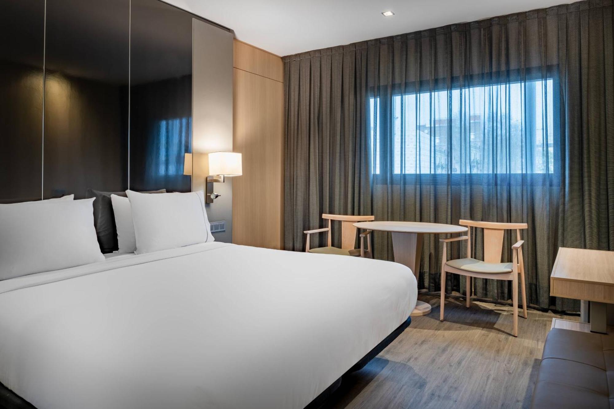Ac Hotel Sants By Marriott Barcelona Zewnętrze zdjęcie
