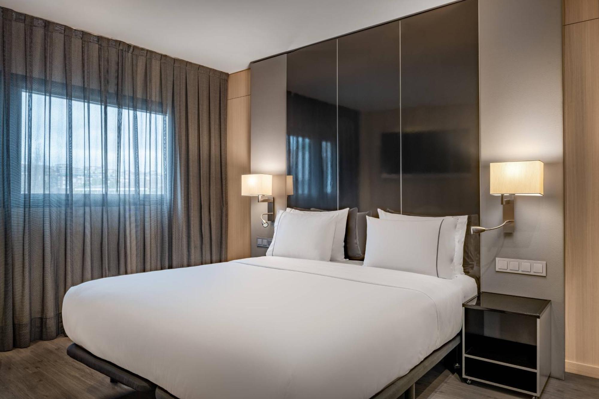 Ac Hotel Sants By Marriott Barcelona Zewnętrze zdjęcie