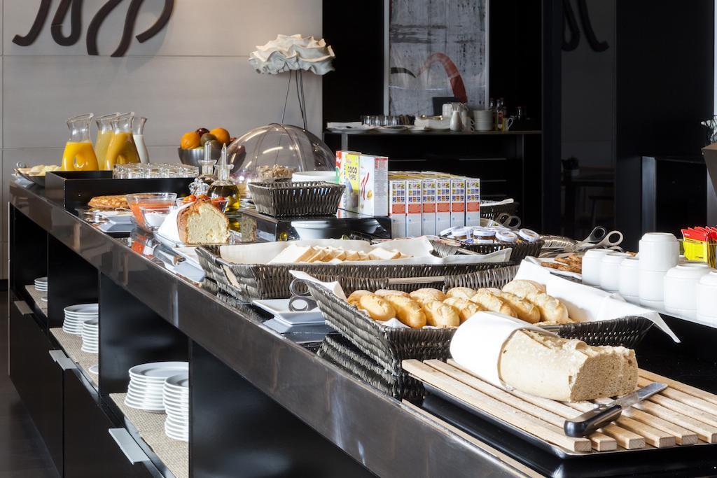 Ac Hotel Sants By Marriott Barcelona Zewnętrze zdjęcie