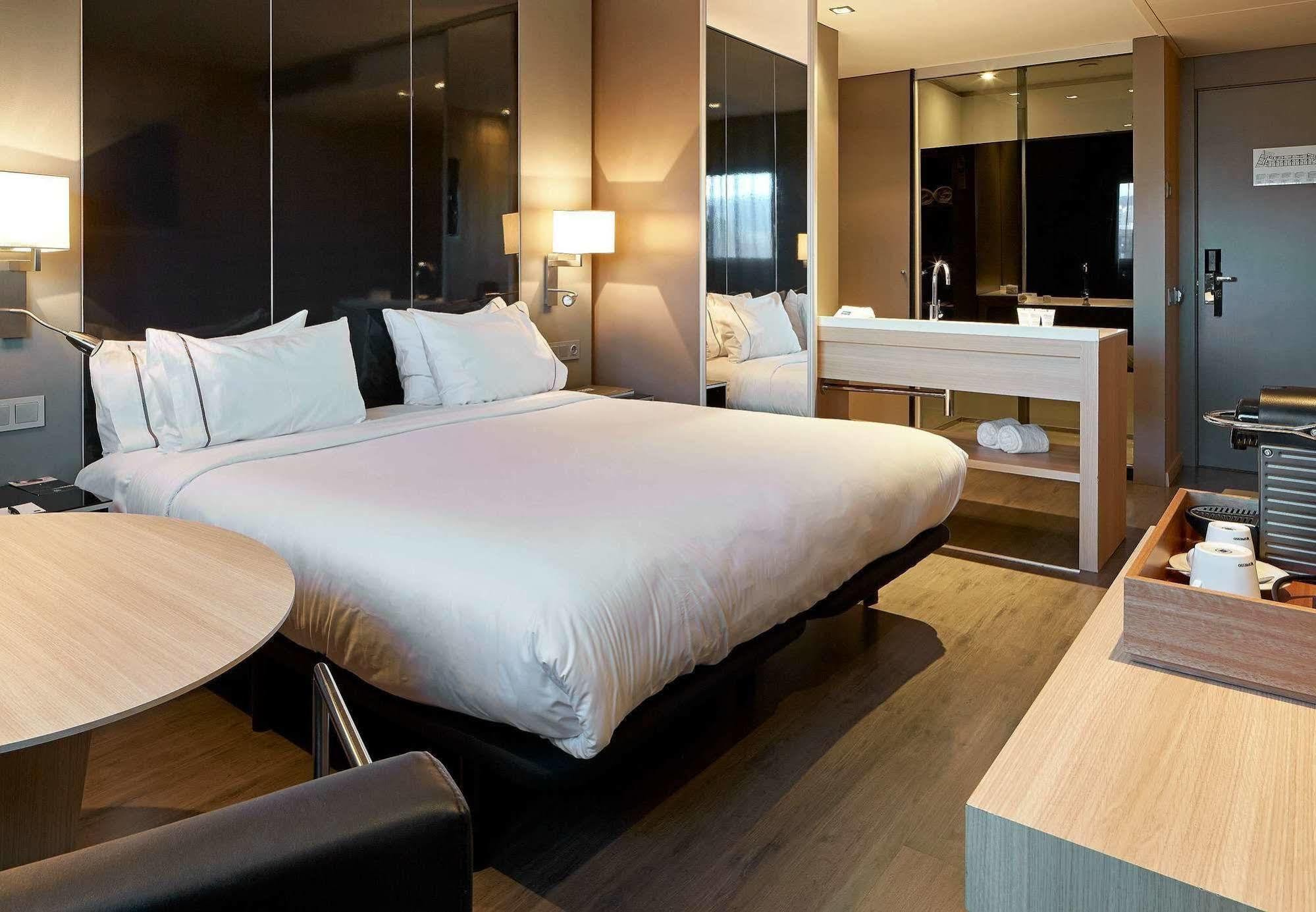 Ac Hotel Sants By Marriott Barcelona Zewnętrze zdjęcie